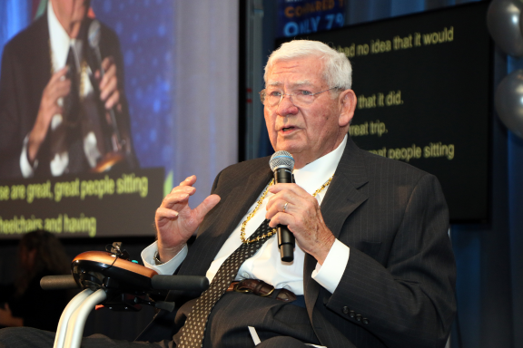 Robert H. Graebe speaking_close-up at 2018 Party to the Max Gala Robert H. Graebe speaking close-up at 2018 Party to the Max Gala